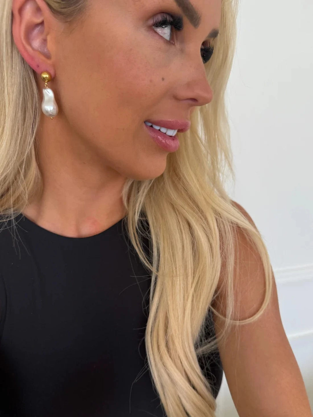 ChanSuttPearls Earrings Allie Earrings