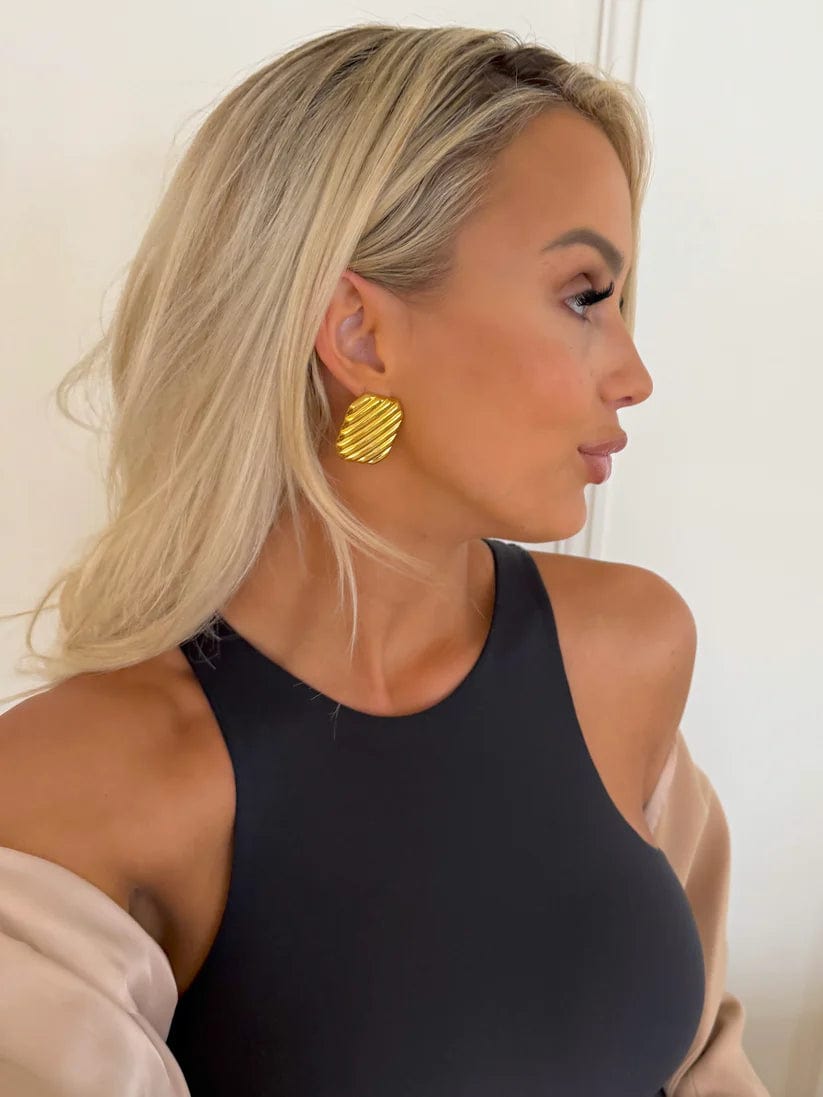 ChanSuttPearls Earrings Megan Earrings