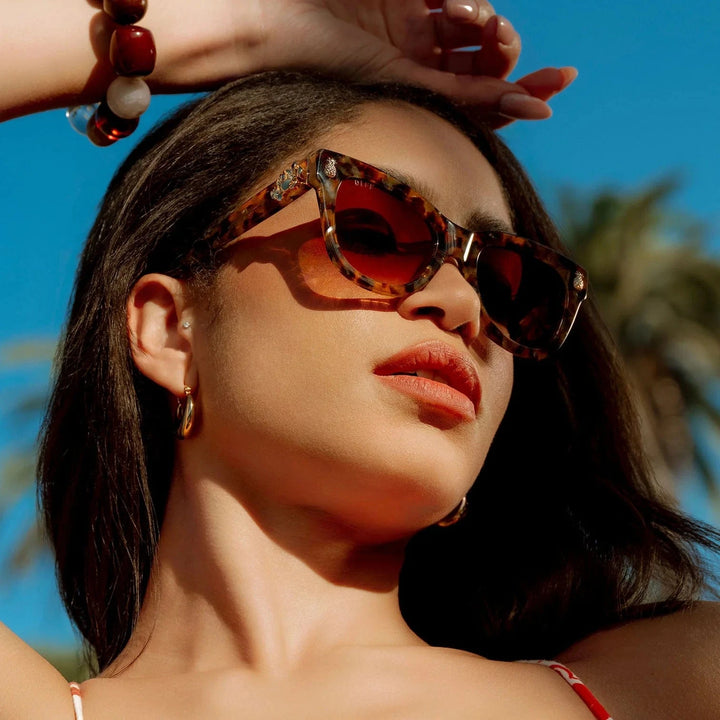 DIFF Sunglasses White Lotus - Hawaii Coconut Sunglasses
