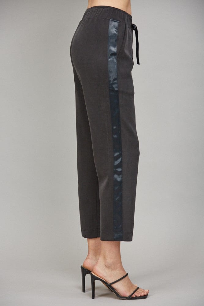 Fate Loungewear Jazlyn Contrast Lounge Pants