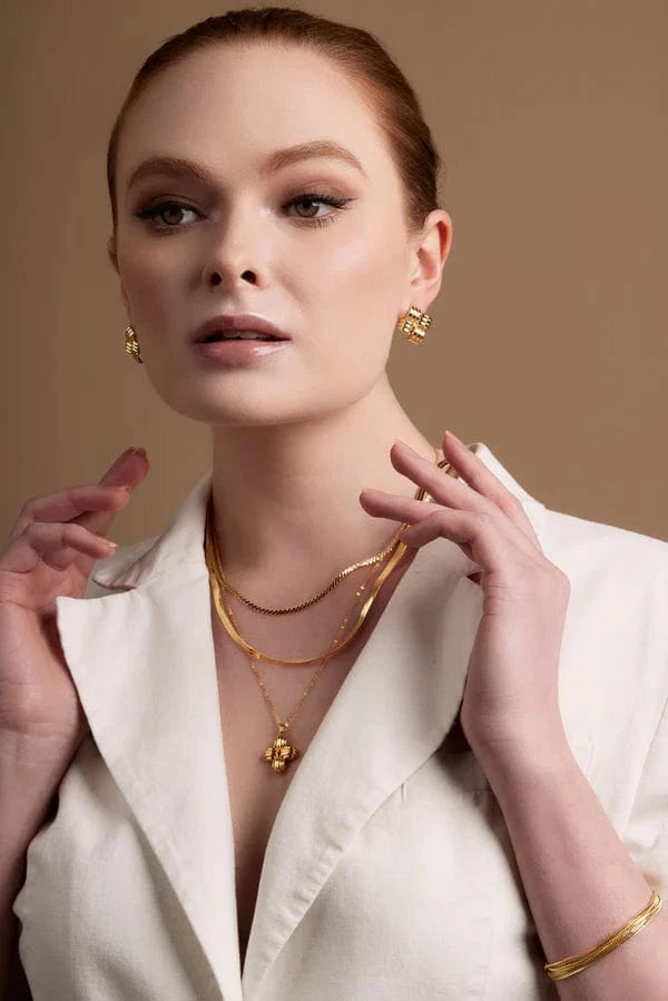 RHO Jewelry Earrings Gold Interwoven Ridged Stud Earring RE3082