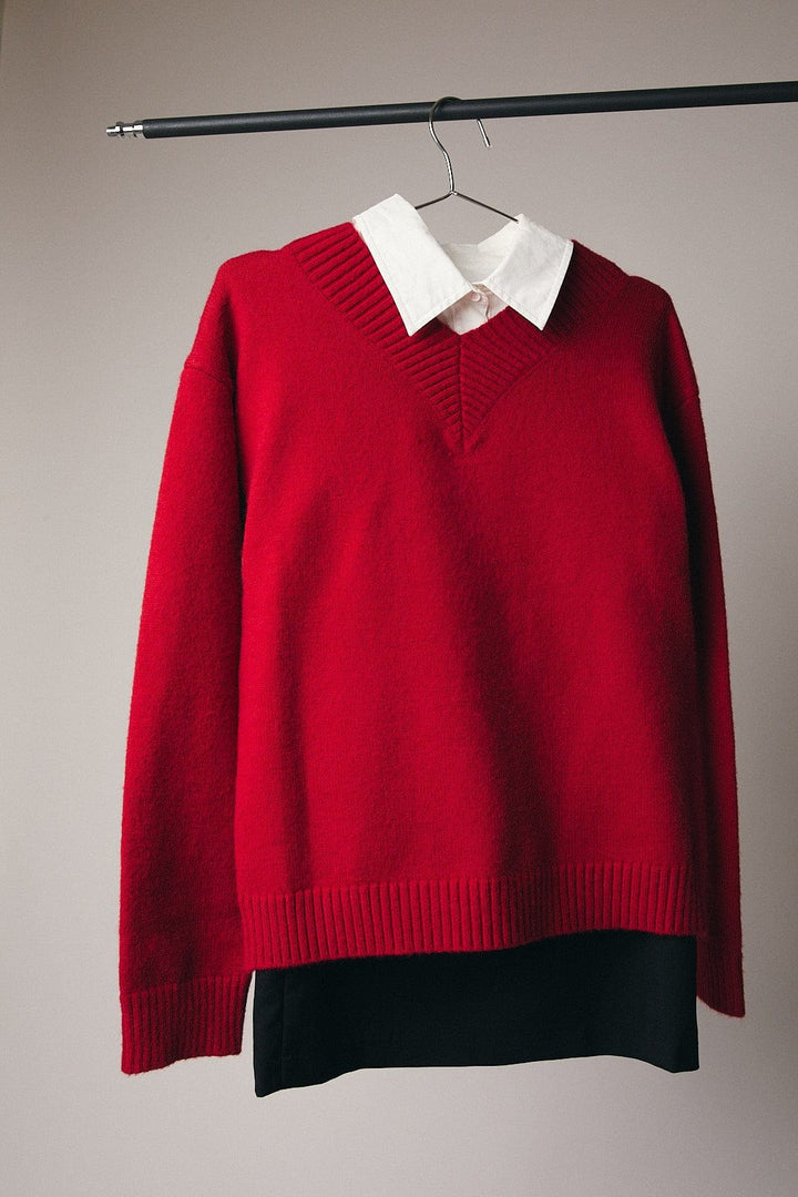 Sunday Edition Sweater Katelyn V-Neck Sweater