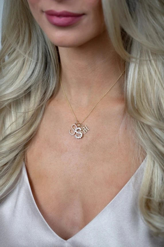 The Sis Kiss Necklace Gold Skinny Cable Chain Necklace | Threader Charm Necklace