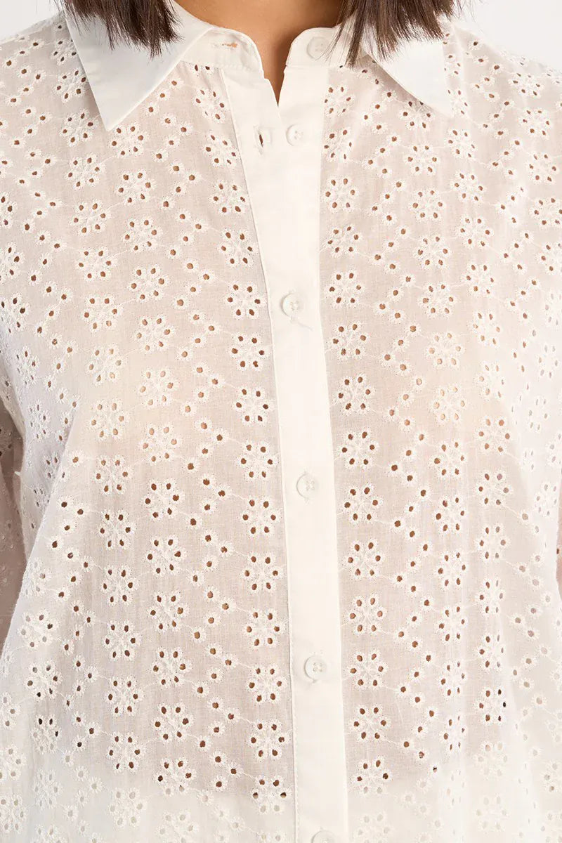 Molly Bracken Sutton eyelet top with short sleeves and delicate eyelet detailing, lightweight fabric, and casual style.