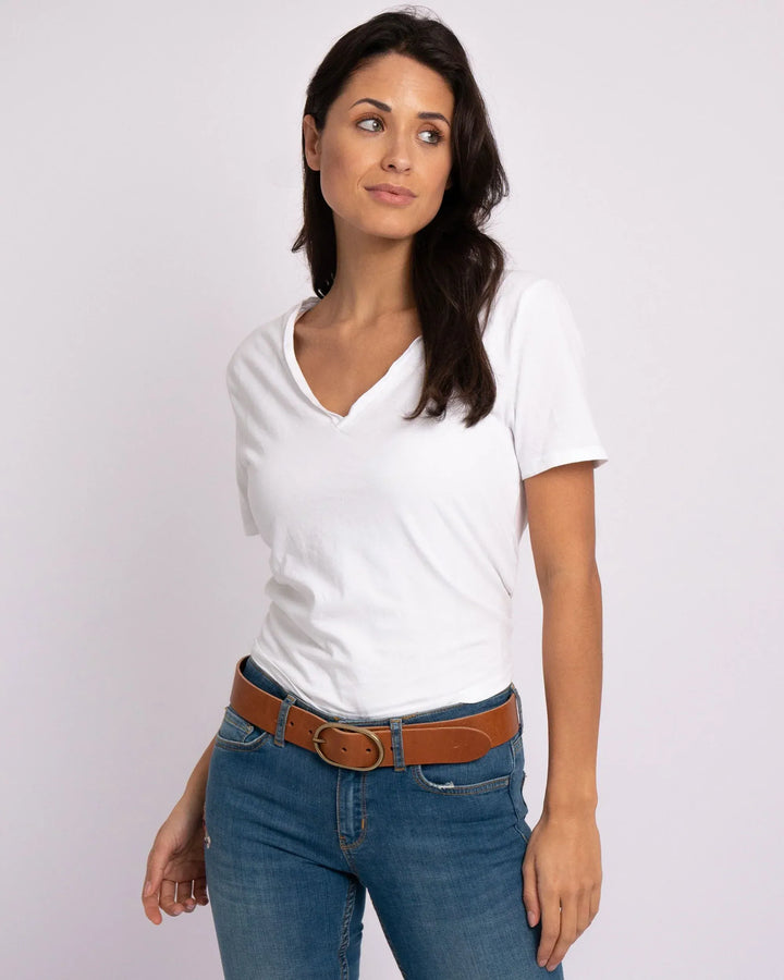 Amsterdam Heritage Fien Classic Leather Belt showing a brown leather strap with a metal buckle on a neutral background.