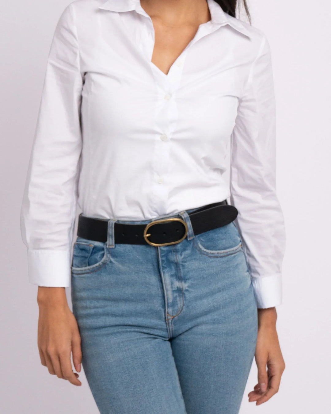Amsterdam Heritage Fien Classic Leather Belt showing a brown genuine leather strap with a sleek metal buckle.