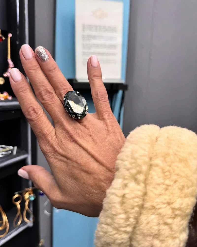 By Aris Ring Big Oval Shape Diamond Ring
