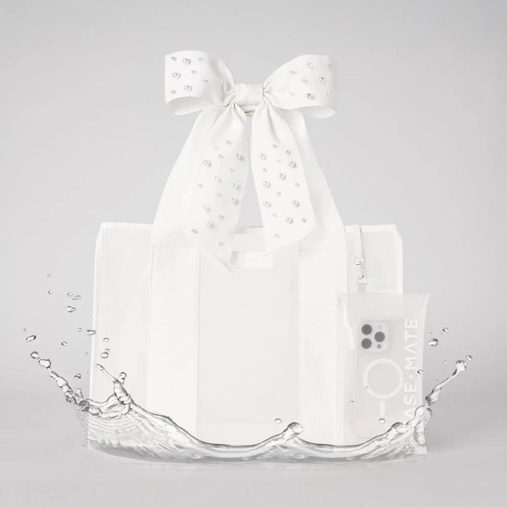 Case Mate Tote Ivory Shine Bow Beach Tote w/ Phone Pouch