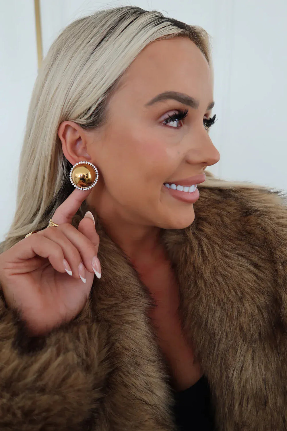 ChanSutt Pearls Earrings Clara Earrings