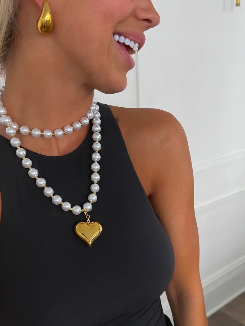 ChanSuttPearls Necklace Wrap Around Pearl Heart Necklace