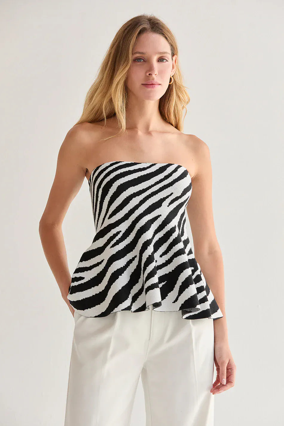 Izzy Zebra Print Jacquard Knit Peplum Top – Teal Poppy