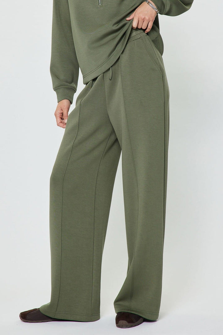 Current Air Sweatpants Kylie Wide Leg Sweatpants