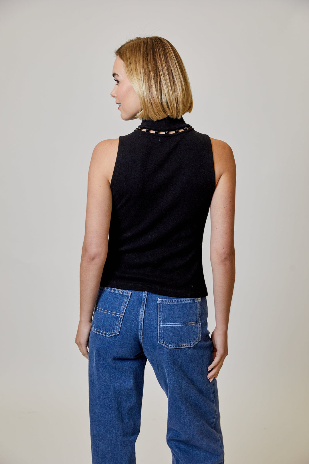 Design History Top Alora Pearl Mock Neck Top