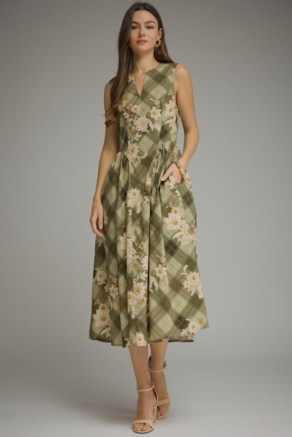Entro Midi Dress Olive / S Ella Floral Plaid Midi Dress