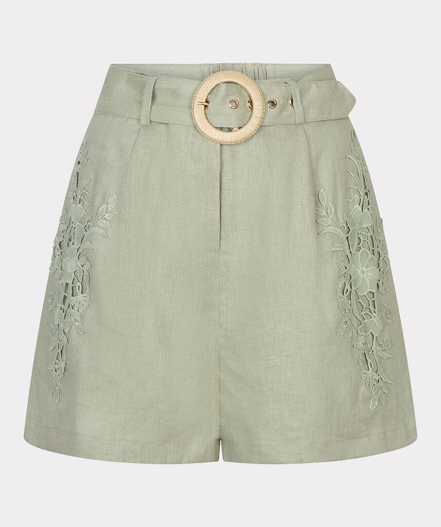 Esqualo Lucia Belted Shorts, stylish casual shorts with belt detail, in a lightweight fabric perfect for warm weather.