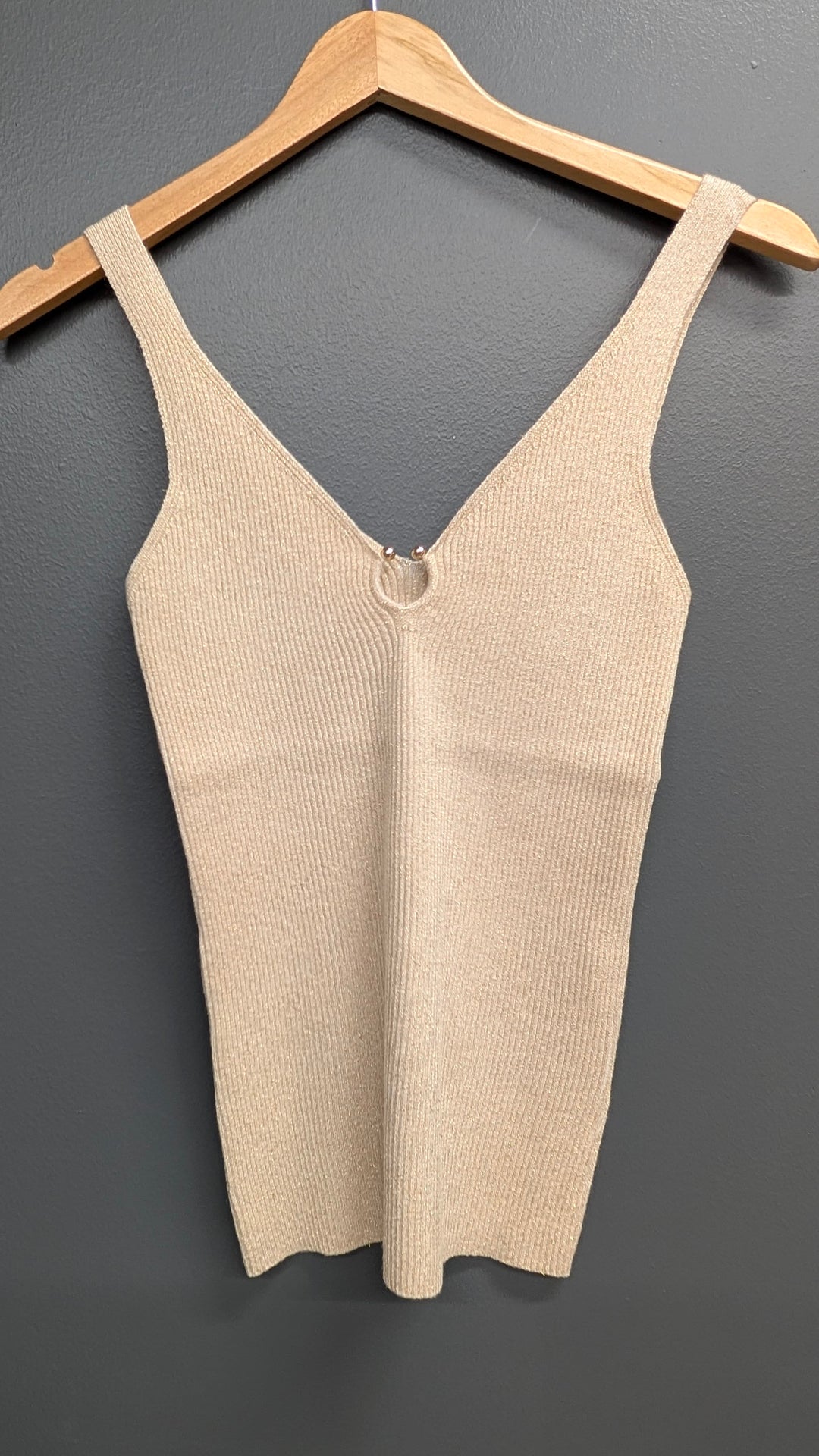 Esqualo Lyla Shimmer Tank in sand color, XS size, featuring a stylish sleeveless design with shimmering fabric.