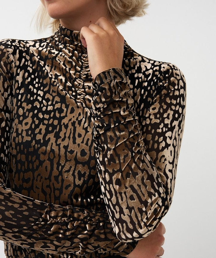 Esqualo Top Carly Mock Neck Top