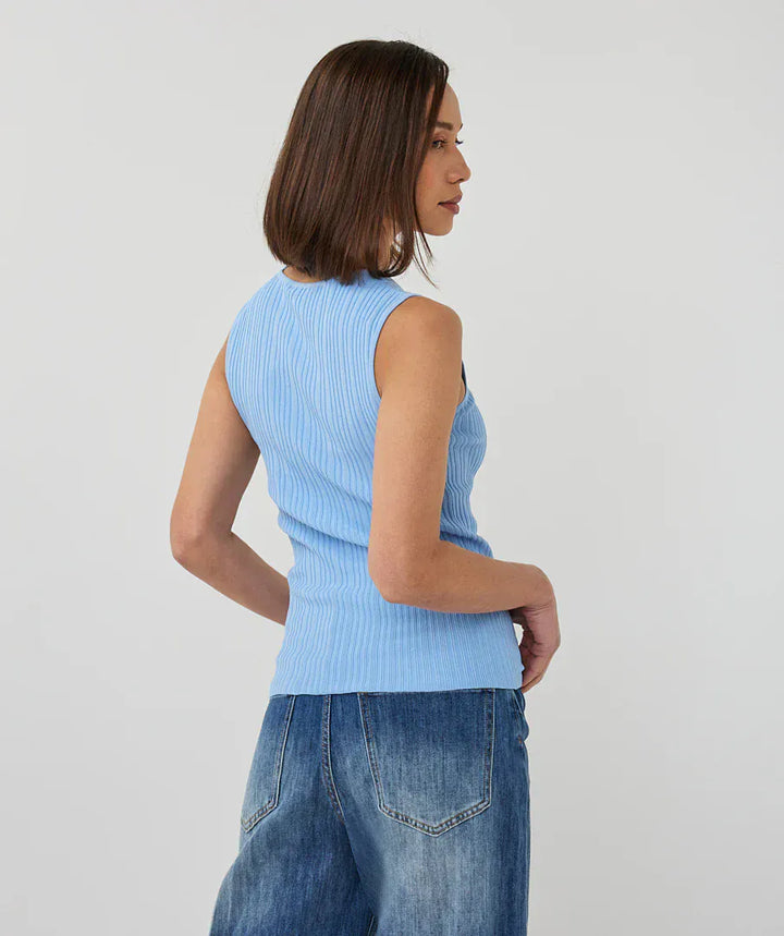 Esqualo Top Sleeveless V-Detail Sweater Top