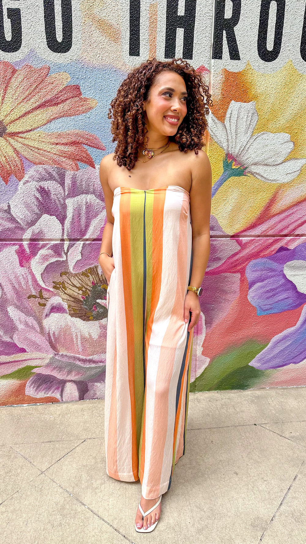 Fate Alison wide leg jumpsuit, stylish sleeveless jumpsuit with a relaxed fit and wide-leg design, perfect for casual or semi-formal wear.