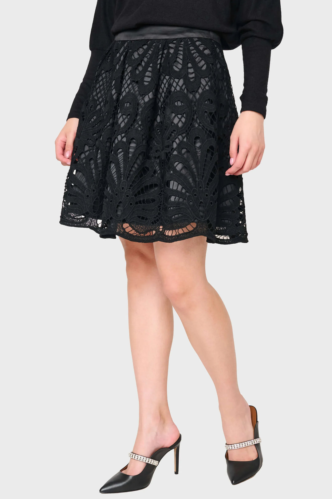 Gibsonlook Skirt Black / S Lovely In Lace Box Pleat Skirt