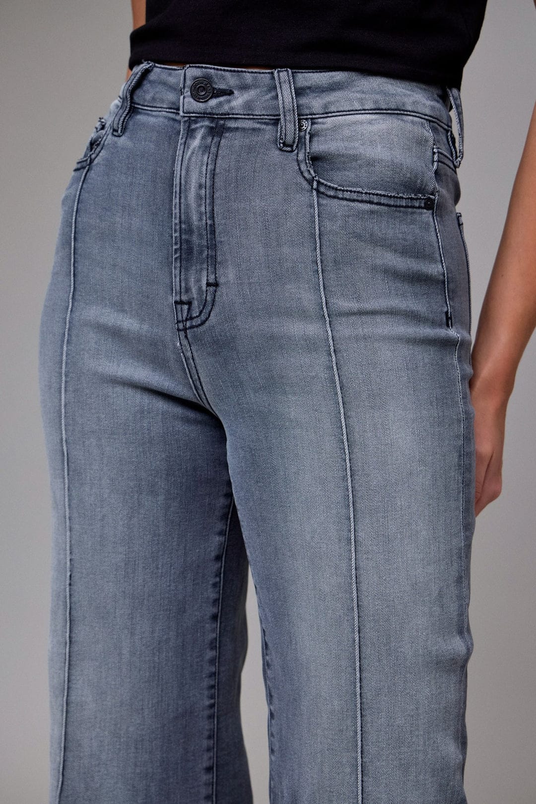 Hidden Jeans Denim Happi Comfort Flare Pintuck Jeans