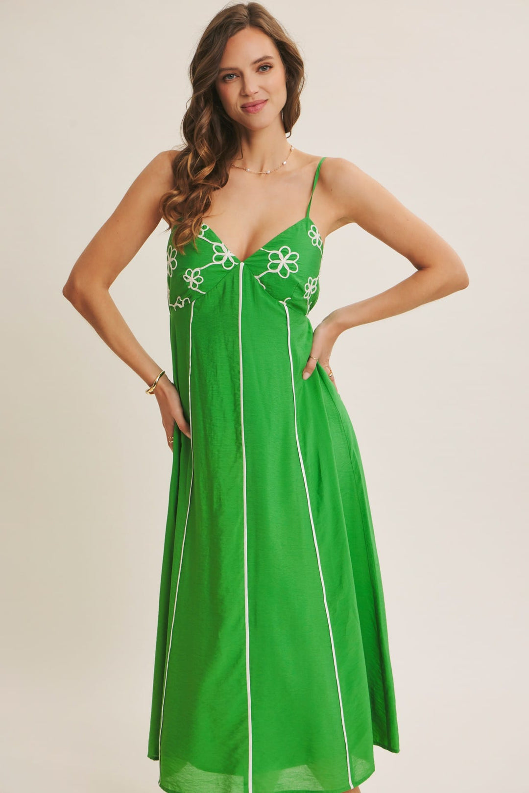 kelly green midi dress When Romance Meets A Chic Mood Midi Dress Kelly Green / S