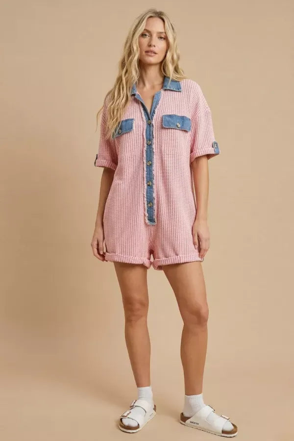 J.NNA Retro-Remix Waffle Romper, stylish short-sleeve romper with a retro pattern and waffle fabric texture, perfect for casual wear.