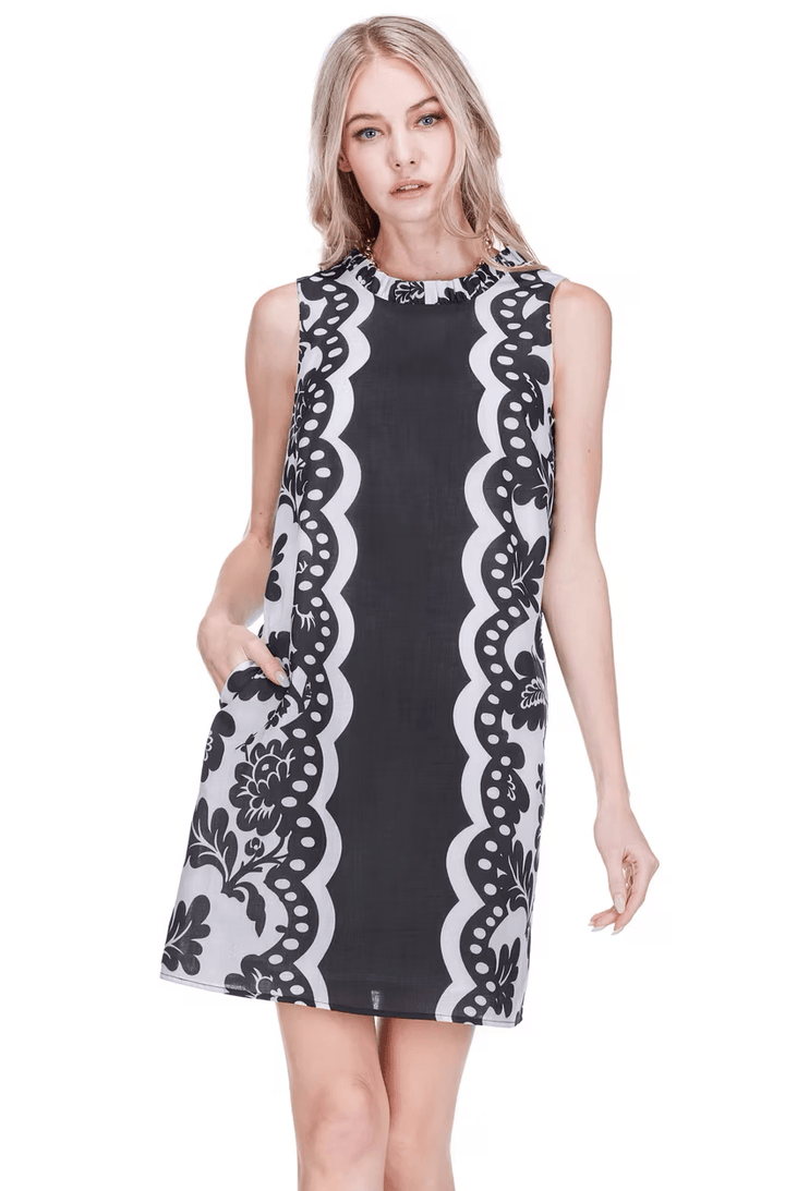 Joy Joy Dress Scallop Noir / XS Diana Ruffles Neck Dress