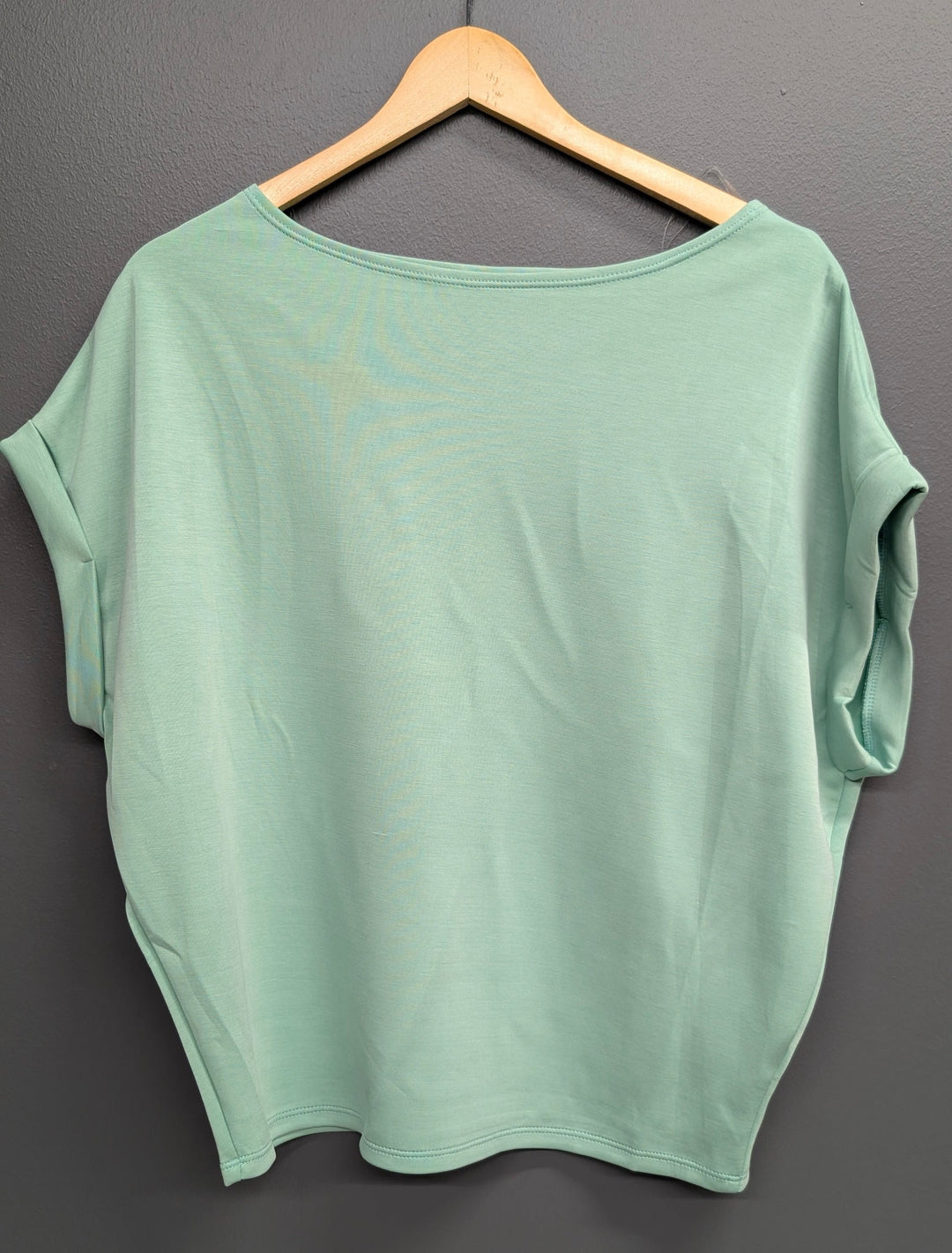 KLd. Signature Top Pistachio / S Jade Modal Top