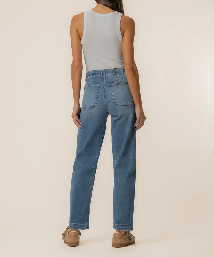 KUT from the Kloth Ashton high-rise slouchy barrel jeans in denim, featuring a relaxed fit and classic five-pocket design.