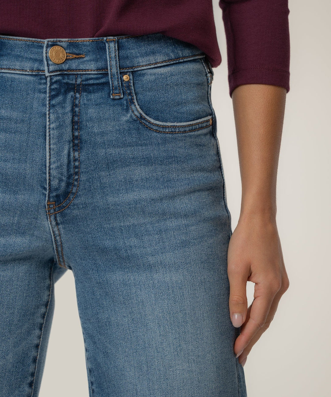 KUT from the Kloth Denim Avery High Rise Straight Leg - KP2448MA1
