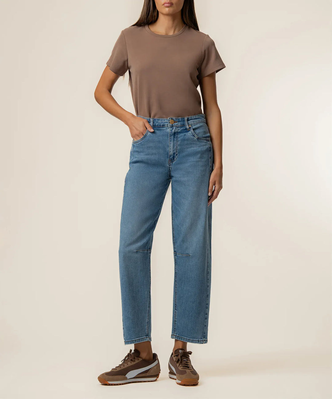 KUT from the Kloth Denim Dynamic / 00 Ashton High Rise Relaxed Leg - KB82401