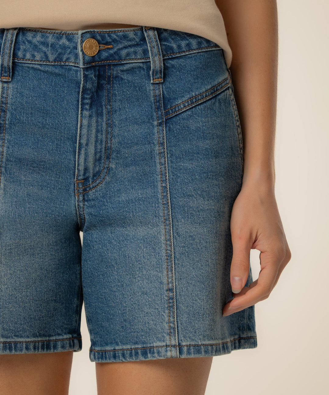 KUT from the Kloth Denim Shorts Hailey High Rise Short - KS2496MA1