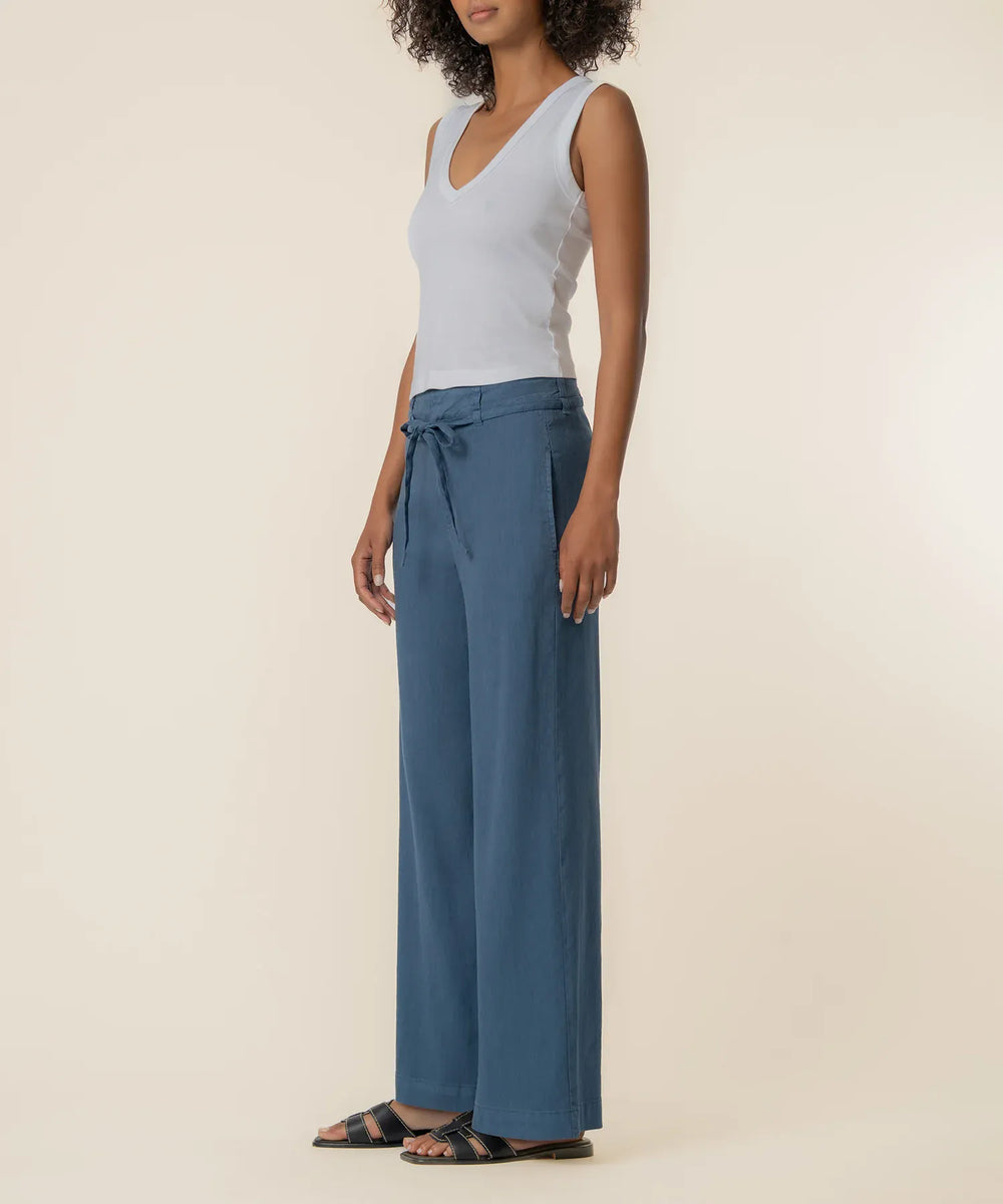 KUT from the Kloth Meg Linen Wide Leg Pants, beige linen pants with a relaxed fit and wide-leg design.