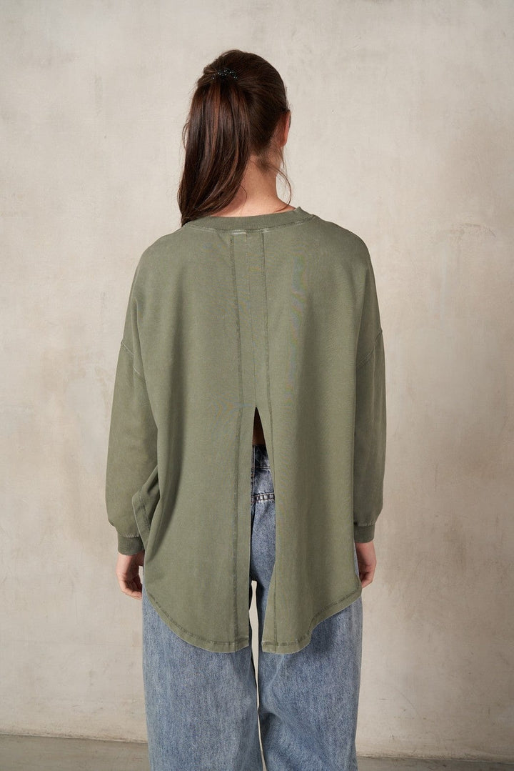 LA BIZ Top Olive / S Mabel Back Slit Top