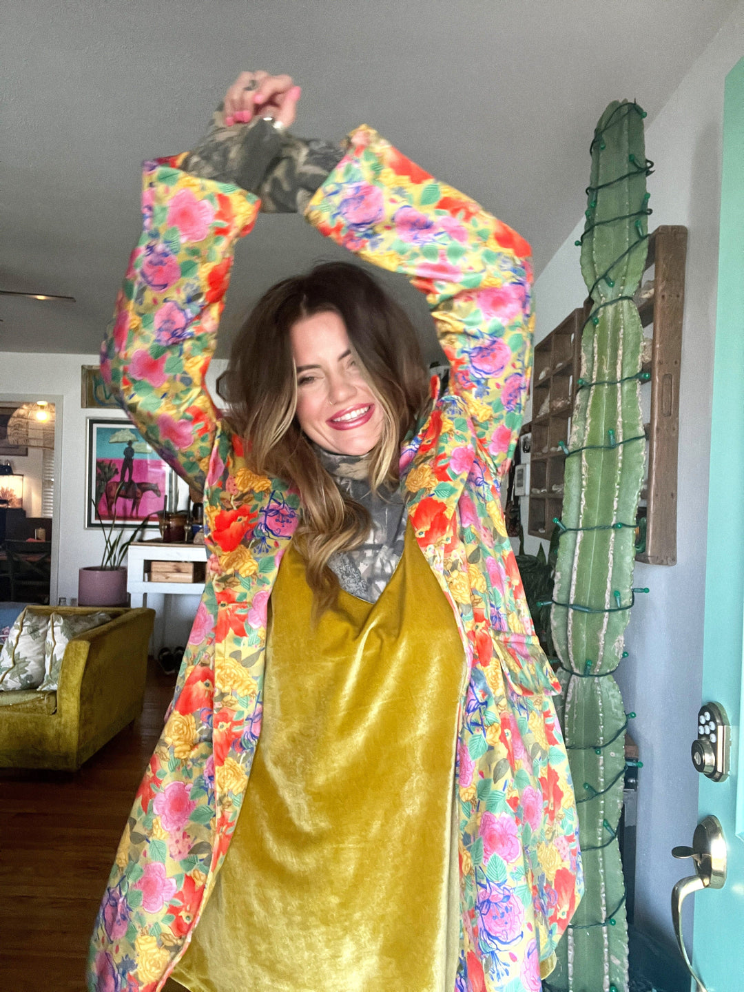 Lady The Brand Blazer Gold Multi Floral / S/M Lorelei Velvet Blazer