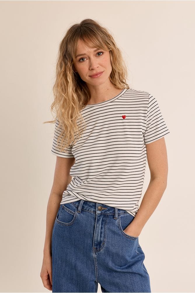 Lili Sidonio Tee Off White / Black / XS Aurelia Embroidered Heart Tee
