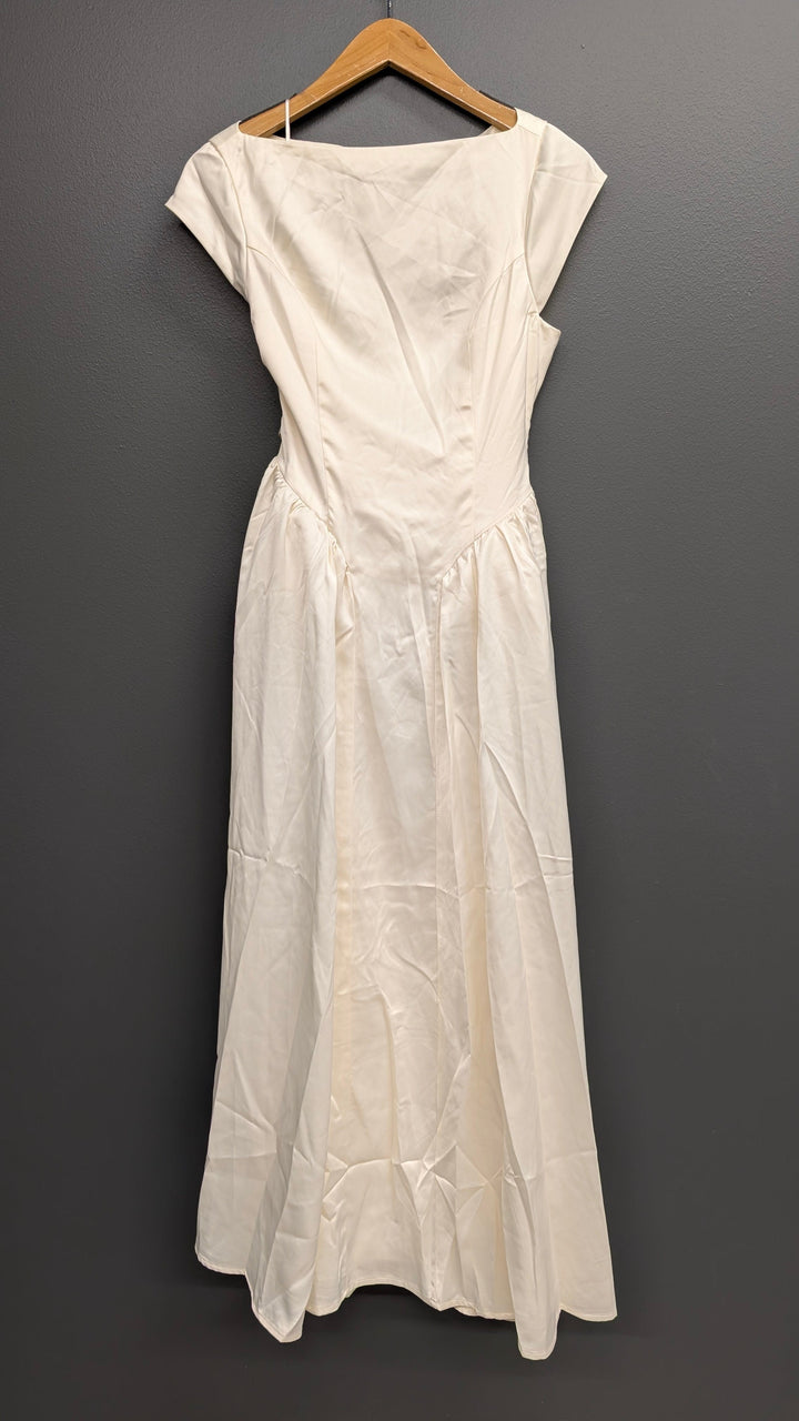 Mable Dress Cream / S Ellie Satin Midi Dress