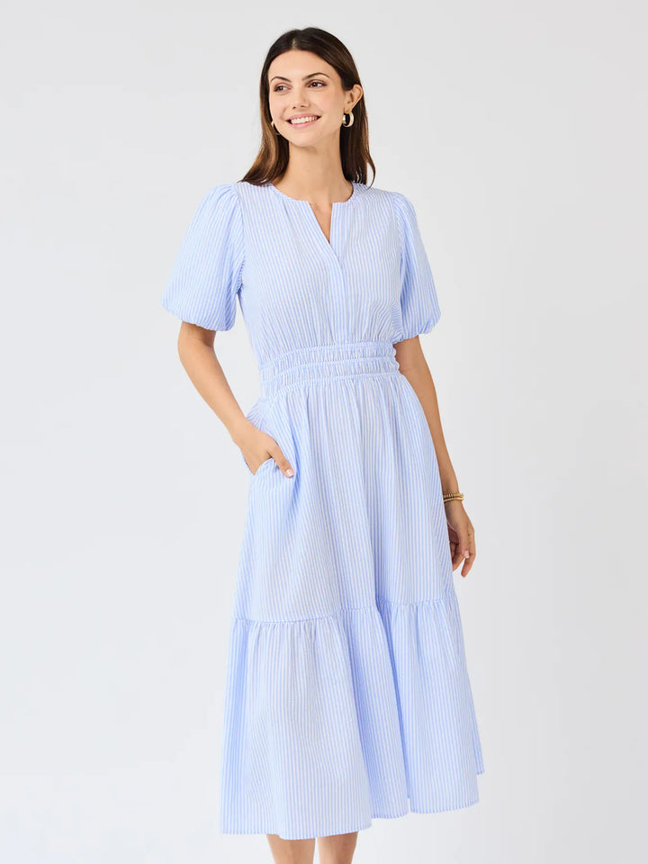 Mary Square Tracey Maxi Dress, flowy long dress with floral pattern and sleeveless design, ideal for casual or summer wear.