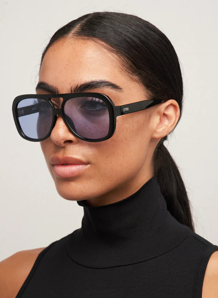 Otra Eyewear Sunglasses Black / Light Blue Yara Sunglasses