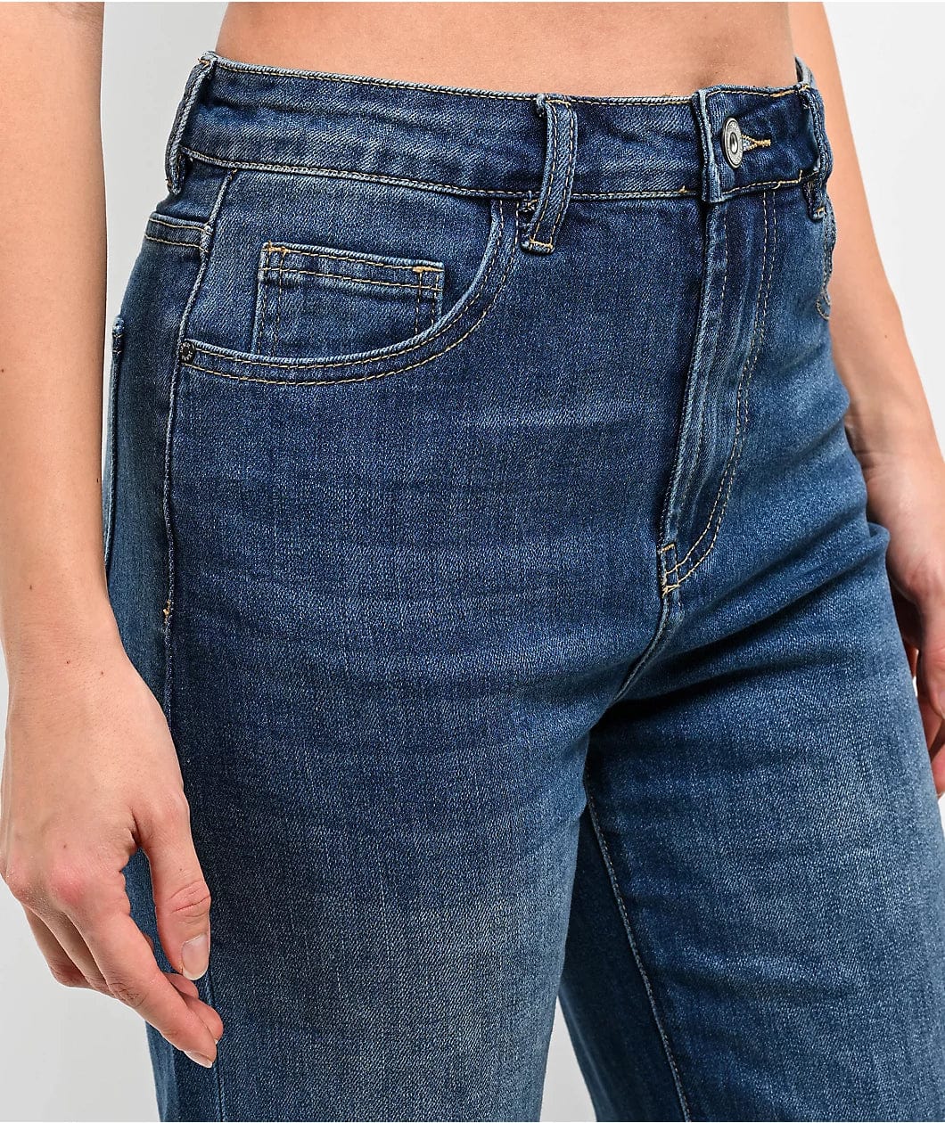 Q2 Denim Q2 Straight Leg Denim