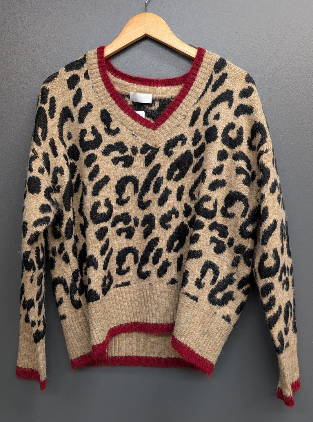 Q2 Sweater Brown / OS Quinn Leopard Sweater