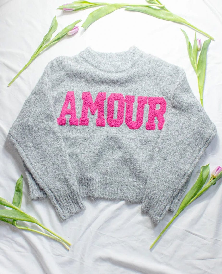 Q2 Sweater Gray / OS Bella Amour Sweater