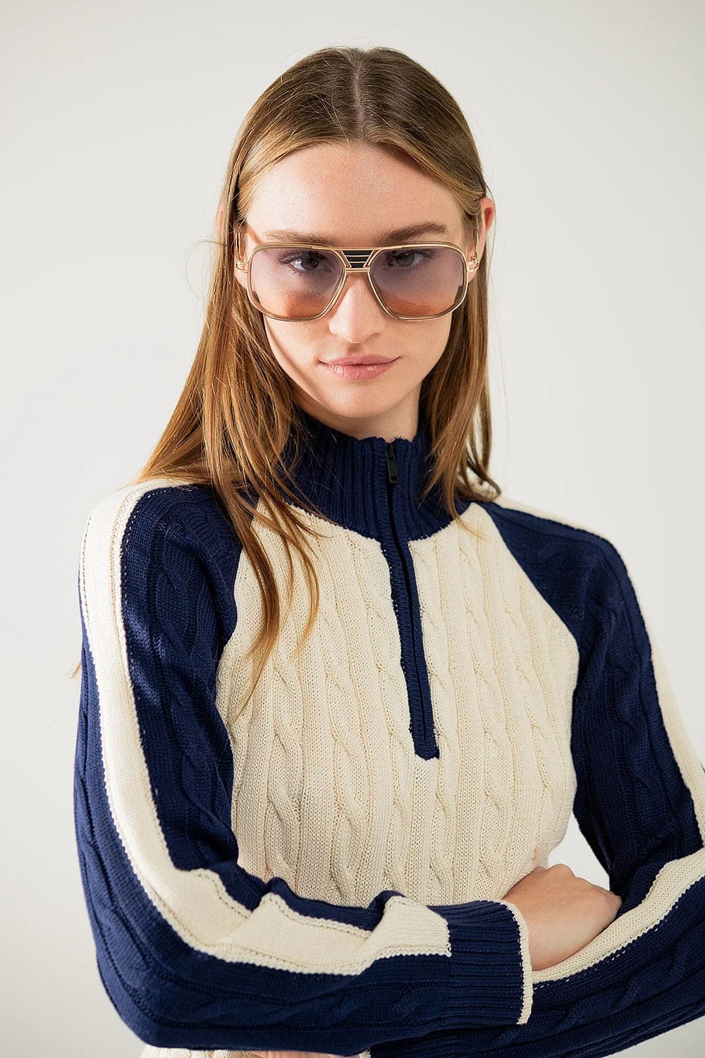 Q2 Sweater Navy / S Millie Cropped Sweater