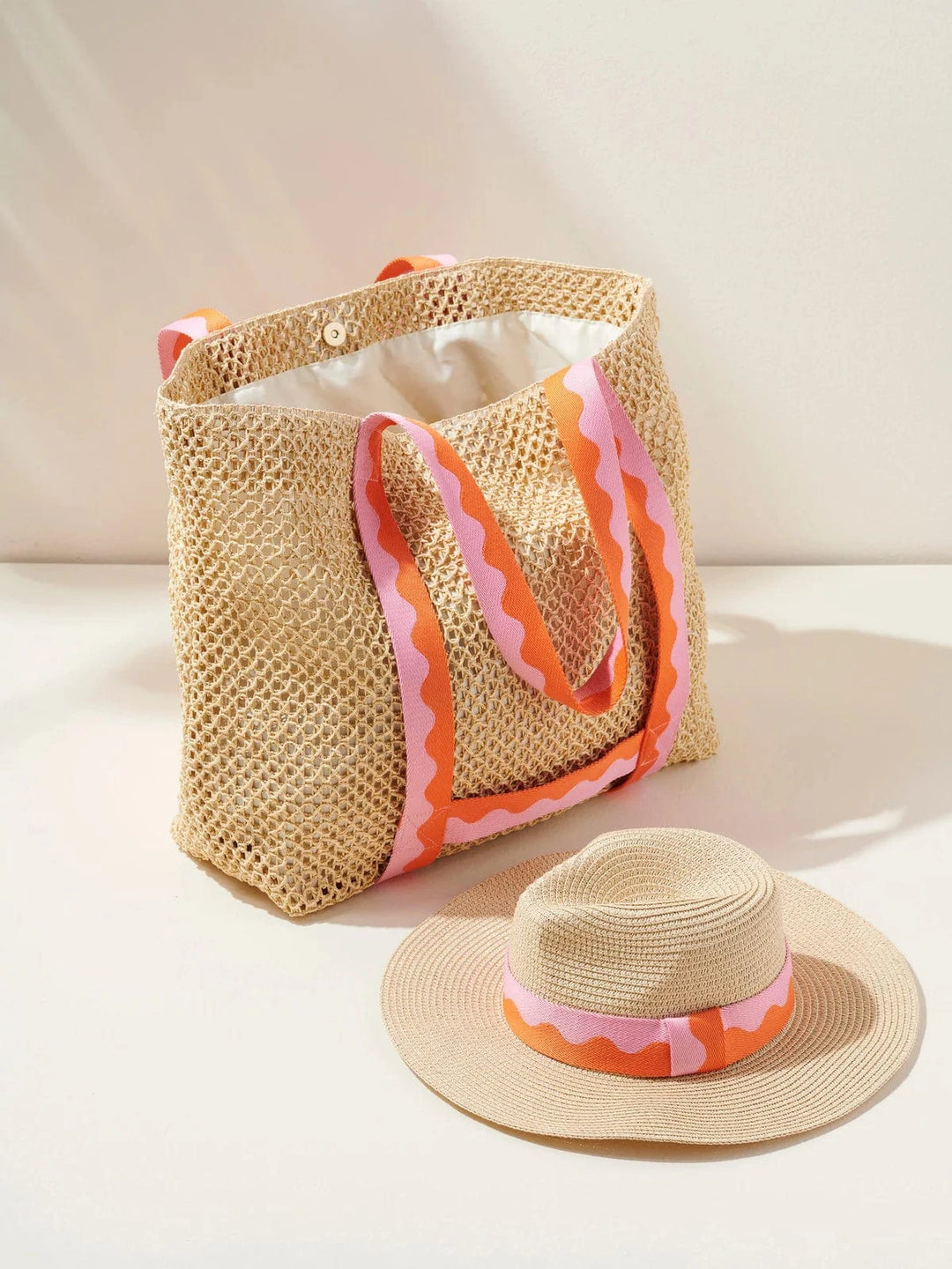 Shiraleah Gift Set Antigua Tote And Hat Set