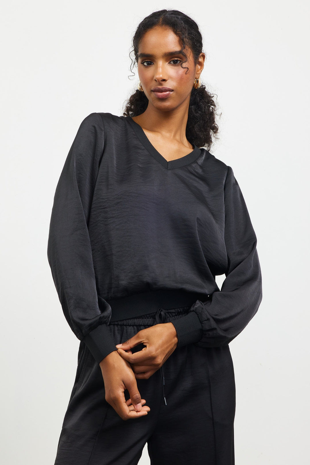 Skies Are Blue Top Black / XS Journi Ribbed Top