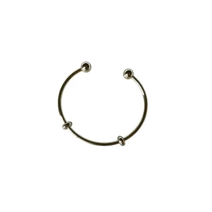 The Sis Kiss Bracelet Gold Slider Charm Cuff