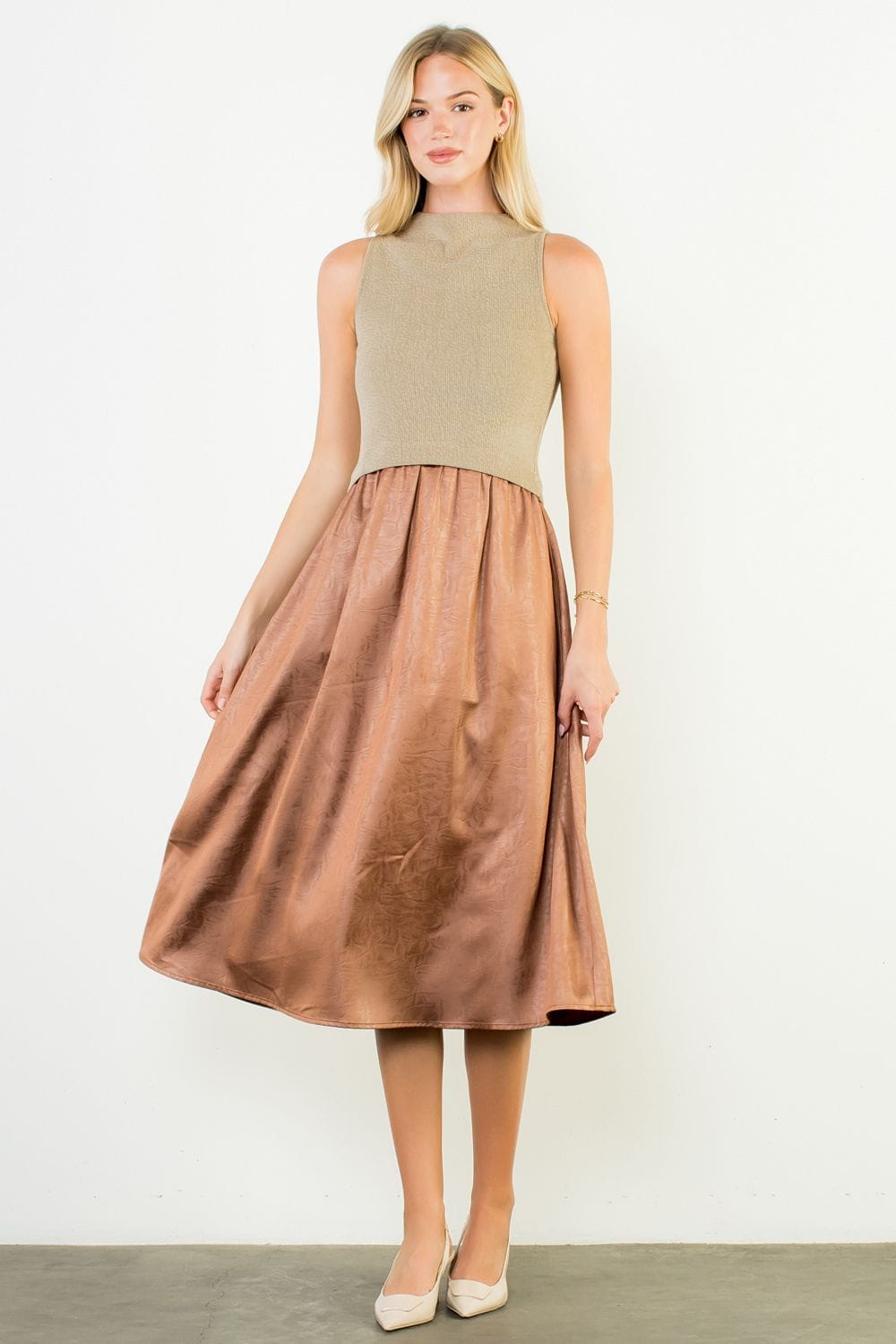 Eleanor Mixed Media Dress Beige / M Eleanor Mixed Media Dress Beige / M