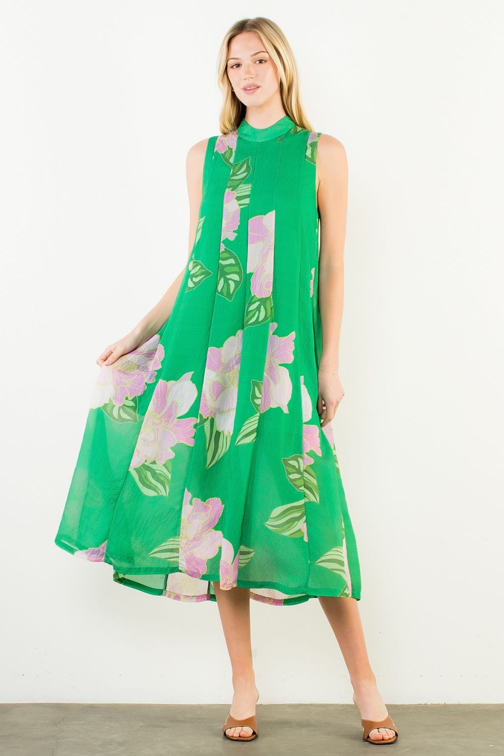 Sylvie Floral Back Tie MIdi Dress Green / L Sylvie Floral Back Tie MIdi Dress Green / L