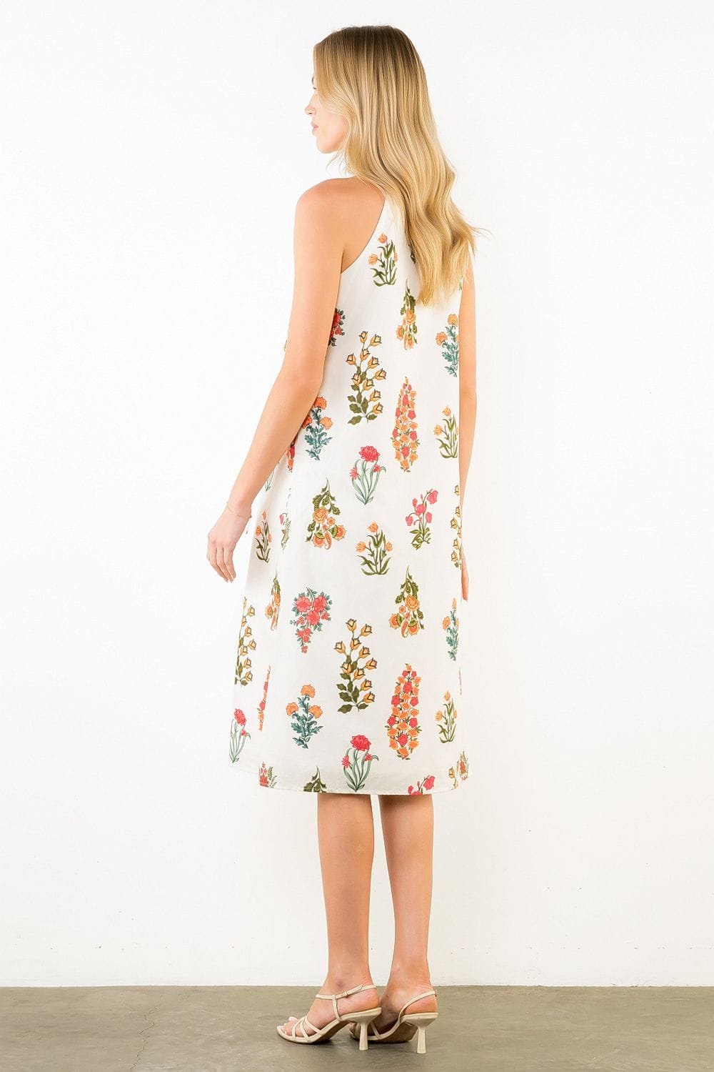 halter v neck dresses Lyra Yellow Halter Neck Maxi Dress - US 8